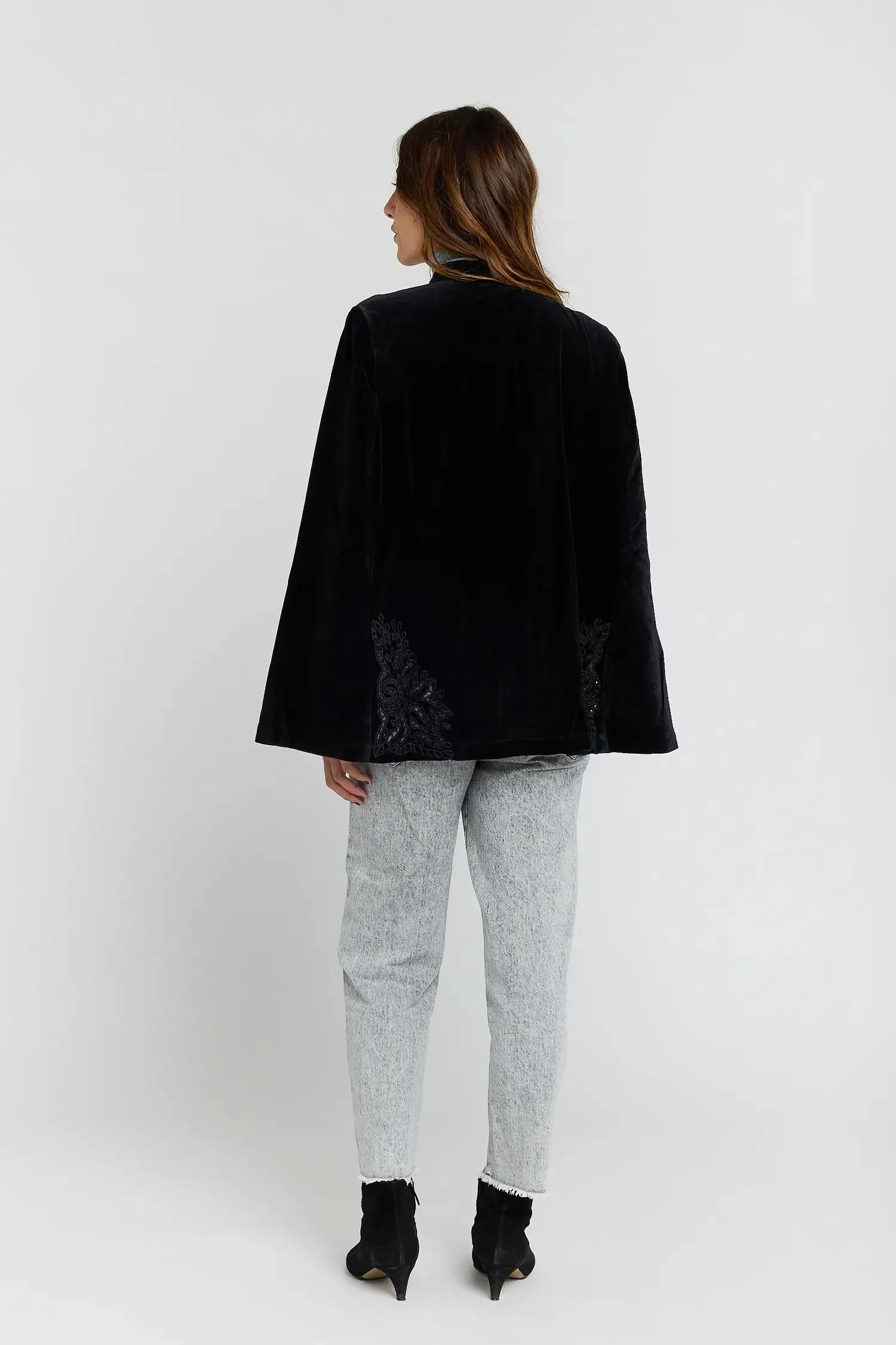 Cape en velours et dentelle noir LOVE
